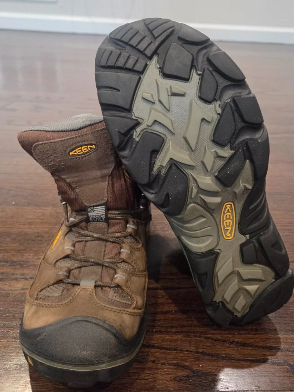 KEEN Durand Mid WP Men's Size 11 Waterproof Hiking Boots Brown
